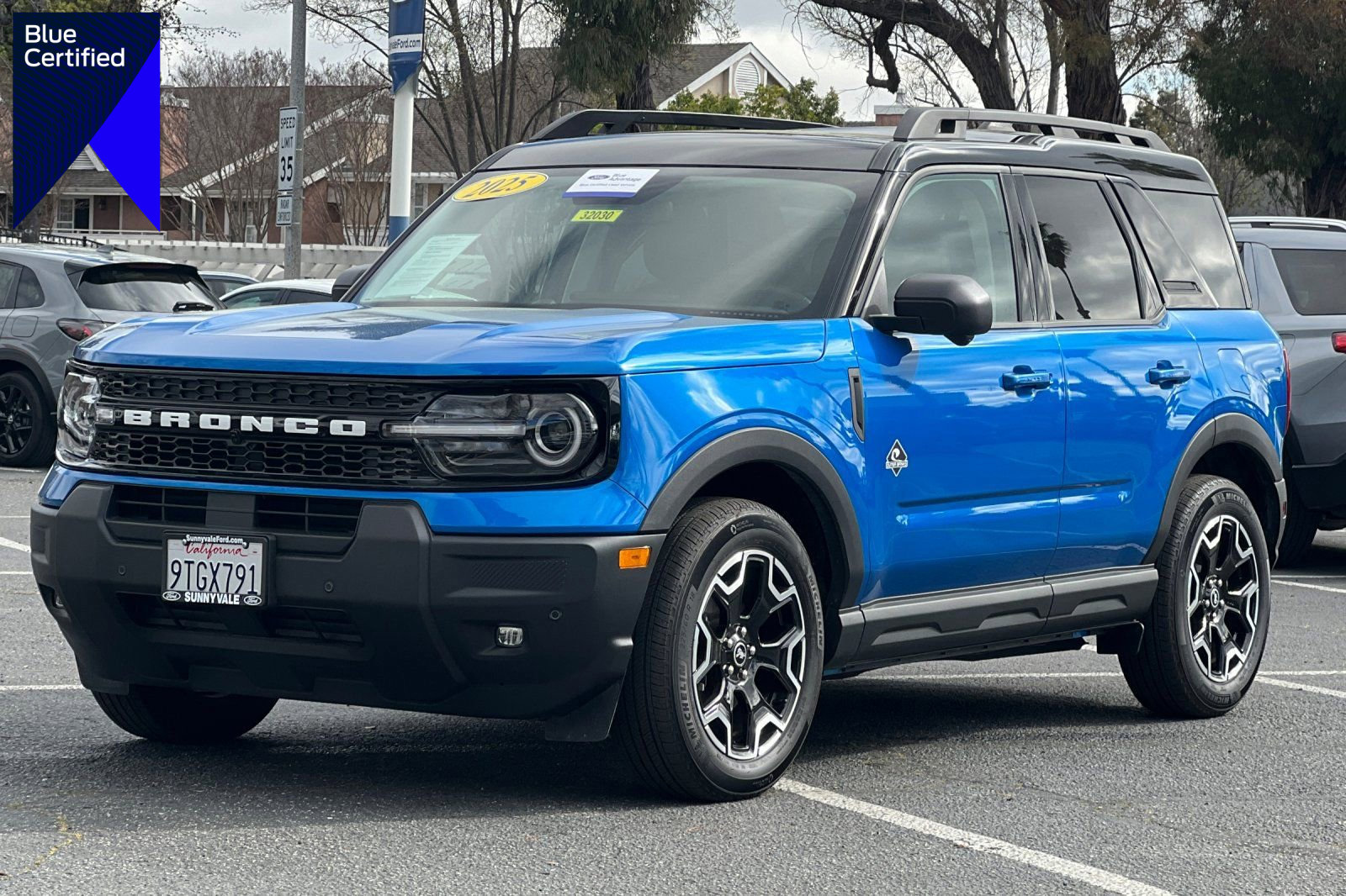 Certified 2025 Ford Bronco Sport Outer Banks w/ Outer Banks Tech Package+ image 1