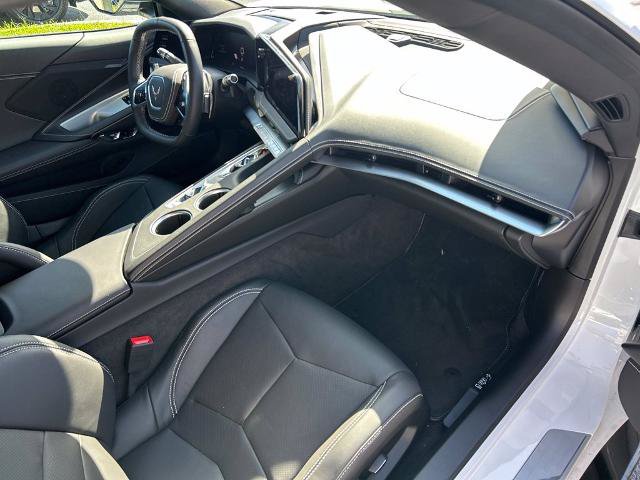 Used 2026 Chevrolet Corvette Stingray Coupe w/ 1LT RWD image 33