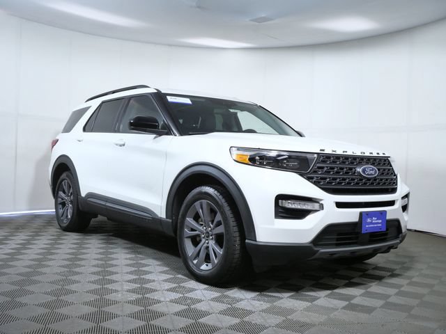 Certified 2022 Ford Explorer XLT w/ Equipment Group 202A