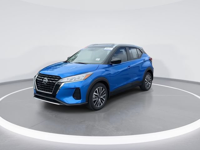 Used 2023 Nissan Kicks SV FWD image 3