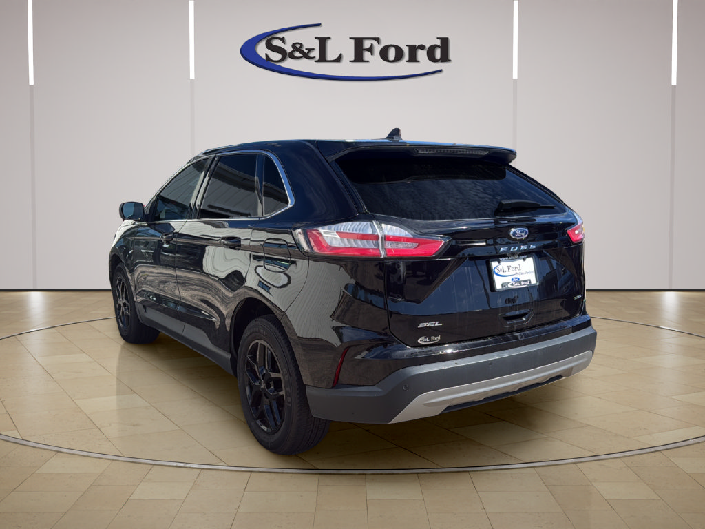 Certified 2024 Ford Edge SEL AWD/4WD image 5