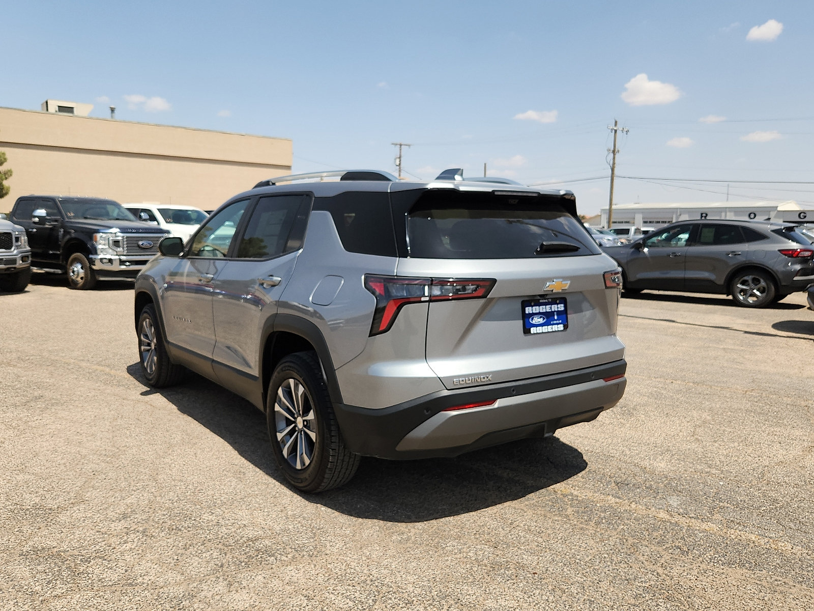 Used 2025 Chevrolet Equinox LT w/ Convenience Package II FWD image 5