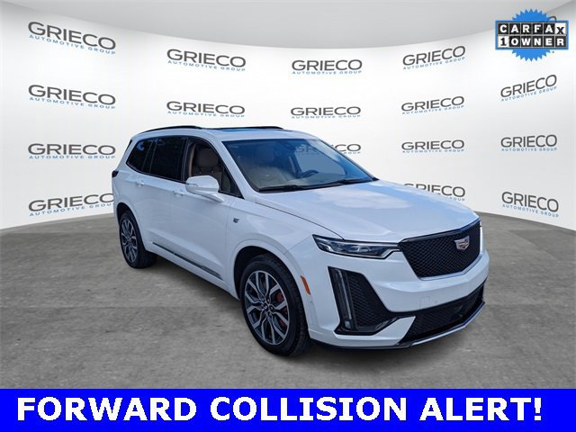 Used 2024 Cadillac XT6 Sport w/ Platinum Package image 5