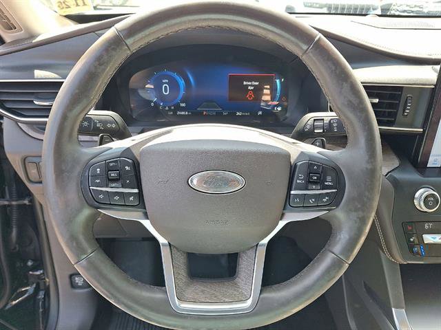 Certified 2020 Ford Explorer Platinum w/ Premium Technology Package AWD/4WD image 22