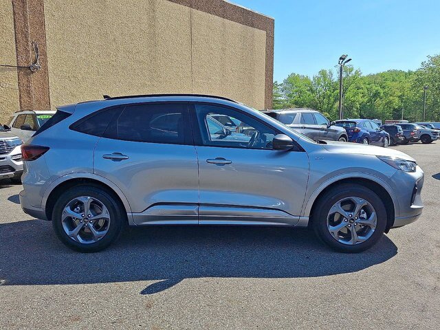 Certified 2023 Ford Escape ST-Line AWD/4WD image 26