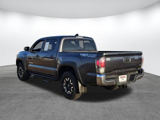 Used 2021 Toyota Tacoma TRD Off-Road image 2