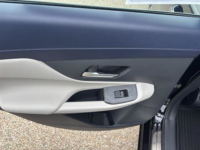 Used 2026 Nissan Sentra SL w/ Floor Mat Package FWD image 17