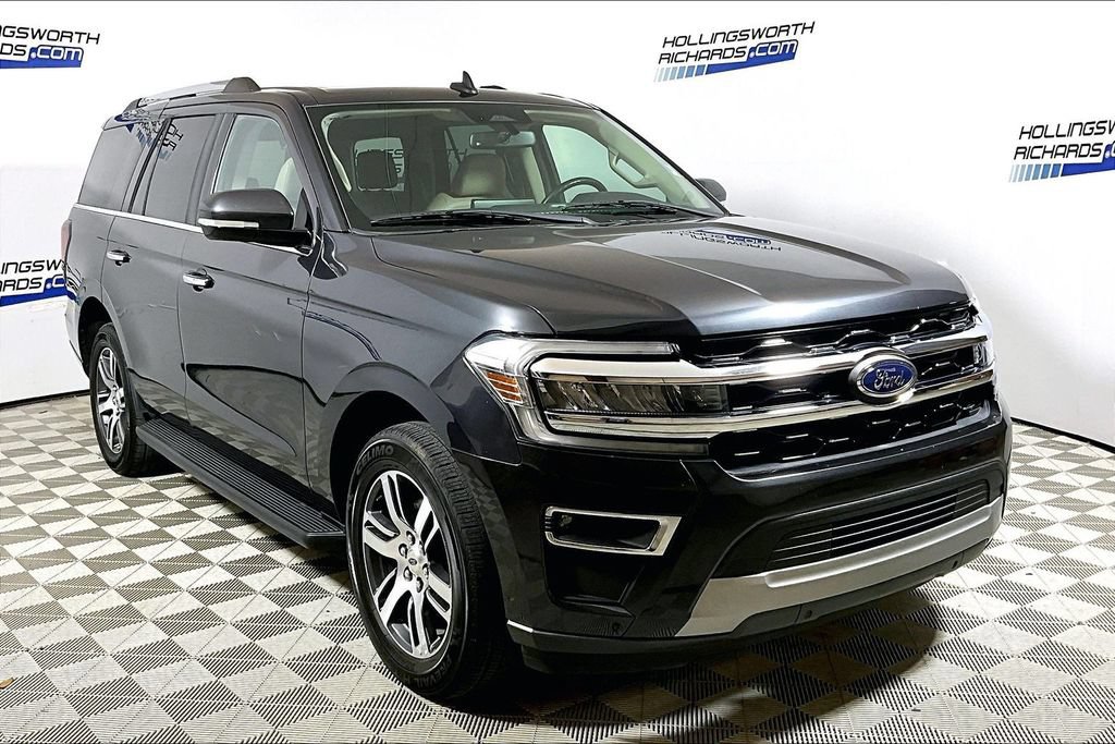 Certified 2024 Ford Expedition Limited RWD image 3