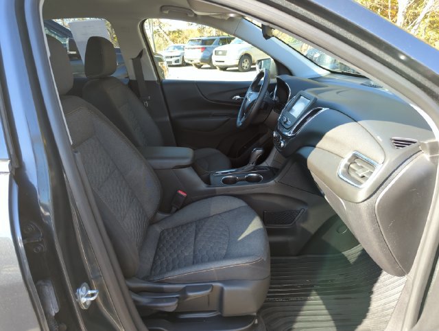 Used 2018 Chevrolet Equinox LT w/ LPO, Protection Package AWD/4WD image 15