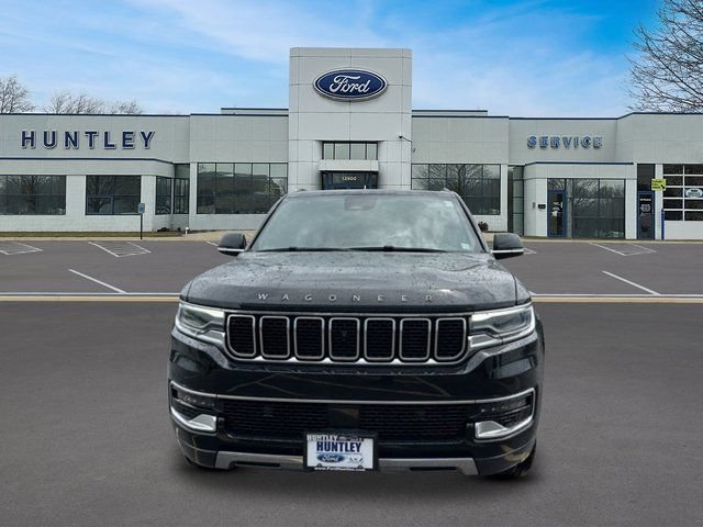Used 2022 Jeep Wagoneer Series III w/ Convenience Group I AWD/4WD image 3