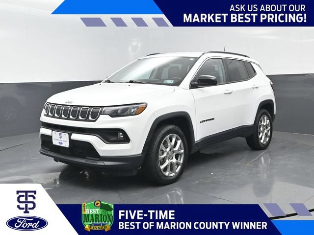 Used 2022 Jeep Compass Latitude AWD/4WD image 1