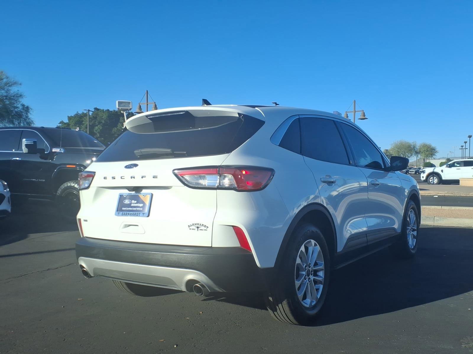 Certified 2022 Ford Escape SE image 4