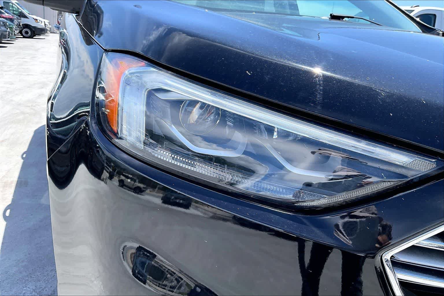 Certified 2024 Ford Edge Titanium w/ Equipment Group 301A AWD/4WD image 31