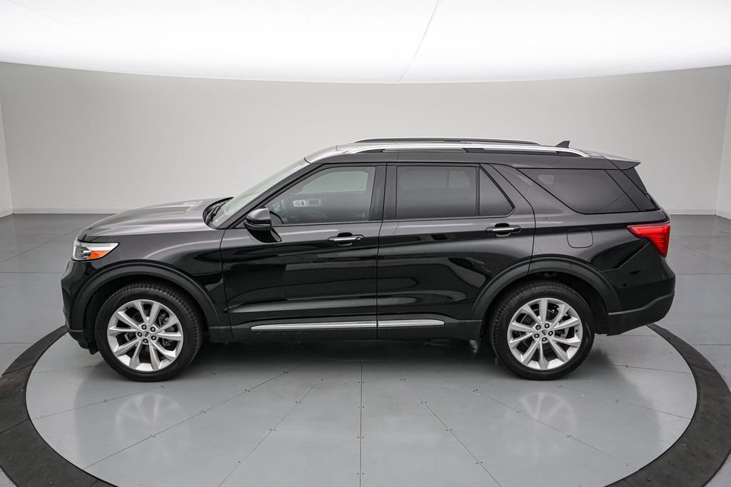 Certified 2024 Ford Explorer Platinum w/ Technology Package AWD/4WD image 7