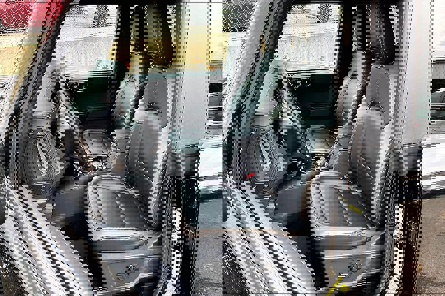 Certified 2025 Ford Bronco Outer Banks w/ Sasquatch Package image 11