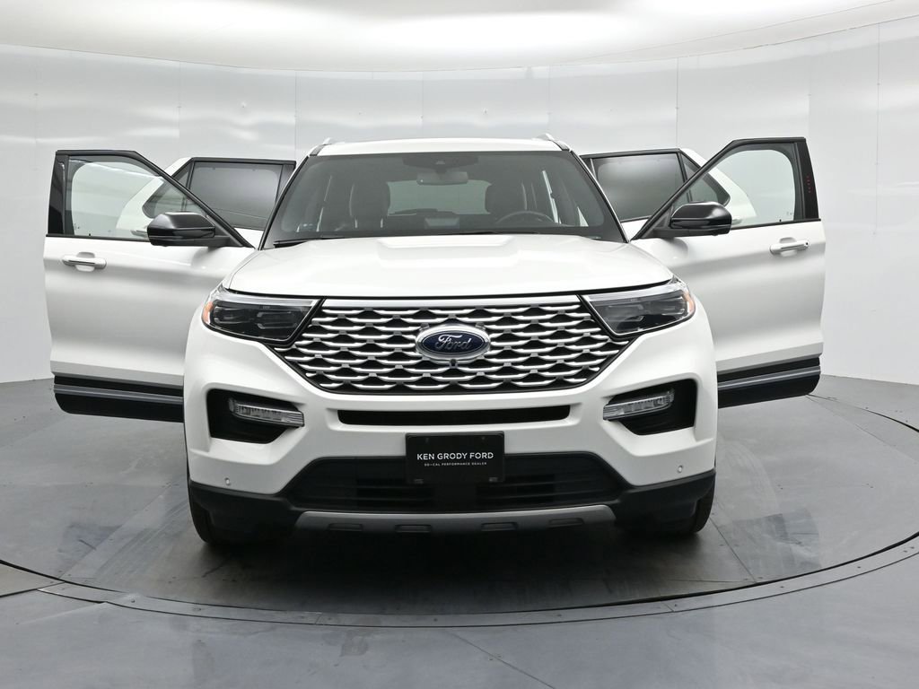 Certified 2022 Ford Explorer Platinum w/ Technology Package image 34