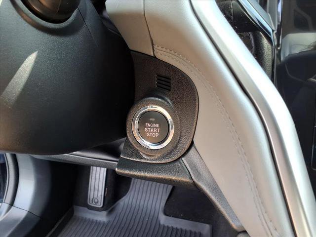 Used 2025 Subaru Outback Premium image 16