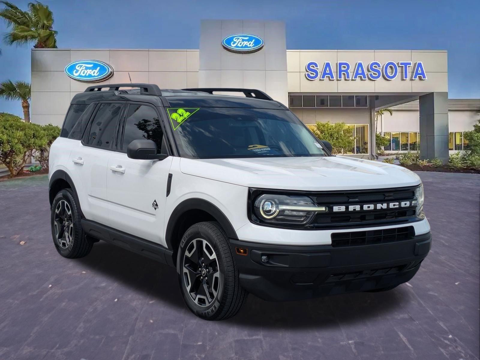 Certified 2022 Ford Bronco Sport Outer Banks w/ Tech Package AWD/4WD image 1