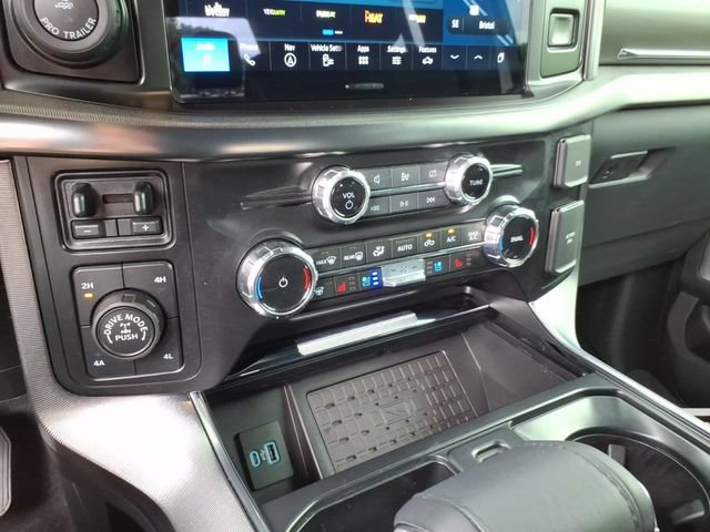 Certified 2024 Ford F150 Platinum w/ Equipment Group 702A High AWD/4WD image 32