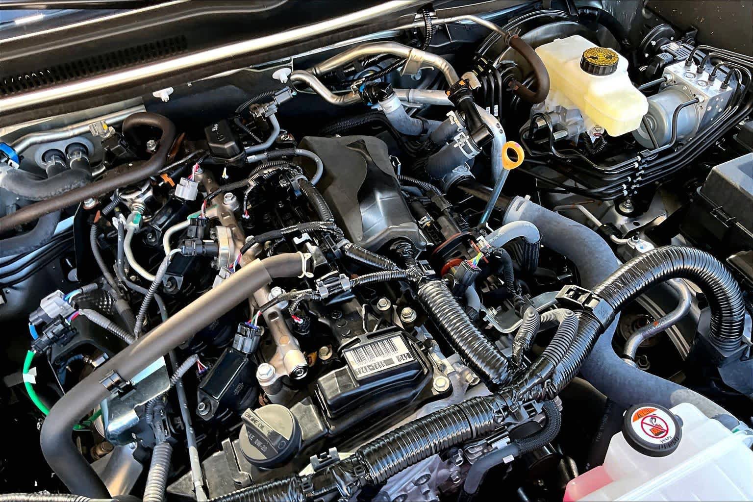 Used 2025 Toyota Tacoma SR5 RWD image 33