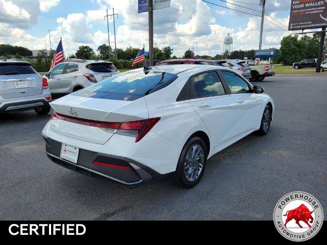 Used 2024 Hyundai Elantra SEL FWD image 6