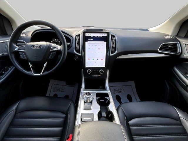 Certified 2024 Ford Edge SEL w/ Convenience Package AWD/4WD image 7