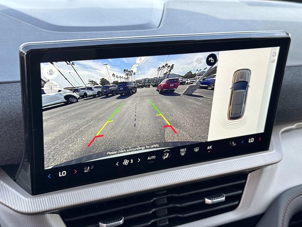 Certified 2025 Ford Explorer Active w/ Active Comfort Package image 16