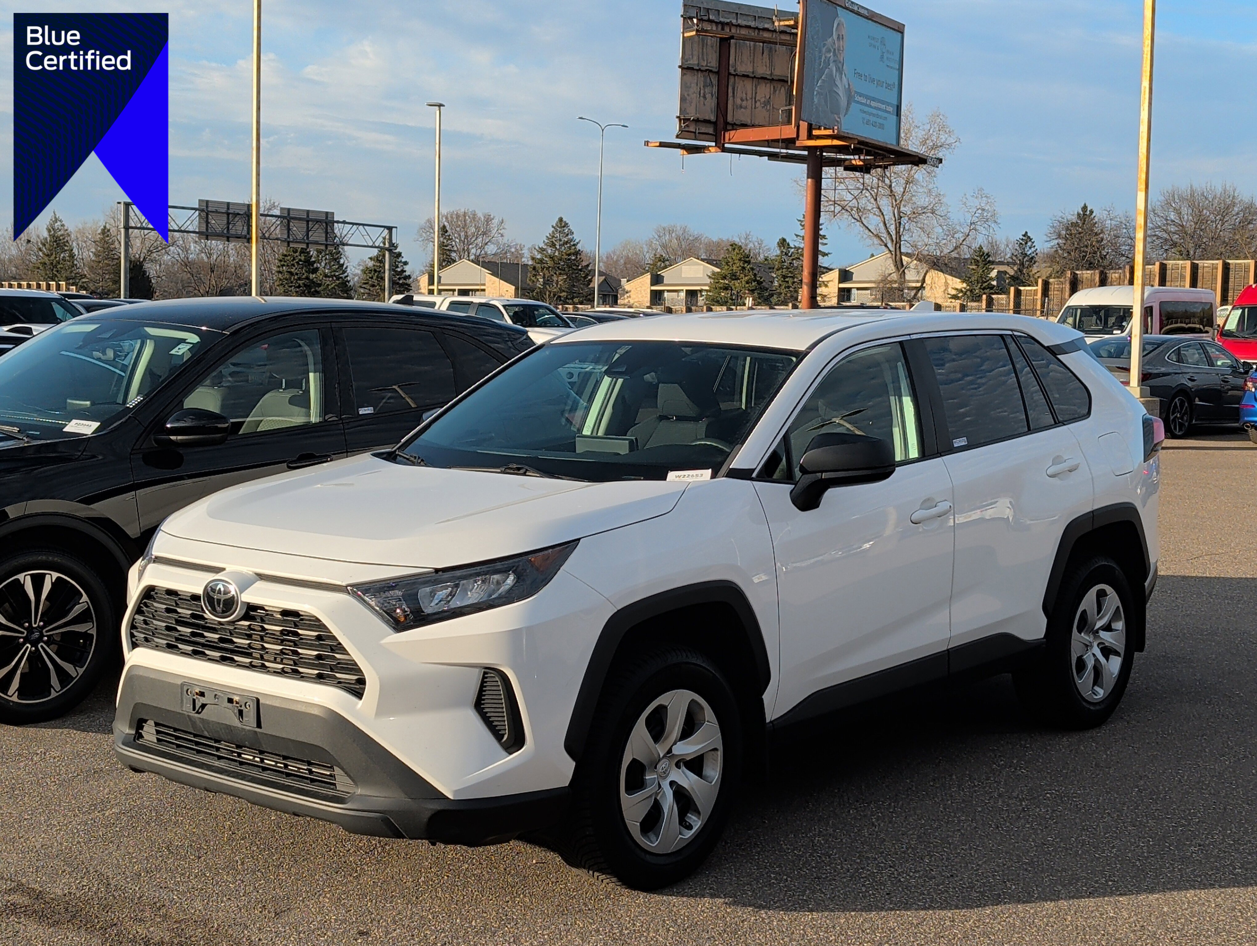 Used 2022 Toyota RAV4 LE w/ Carpet Mat Package (TMS)