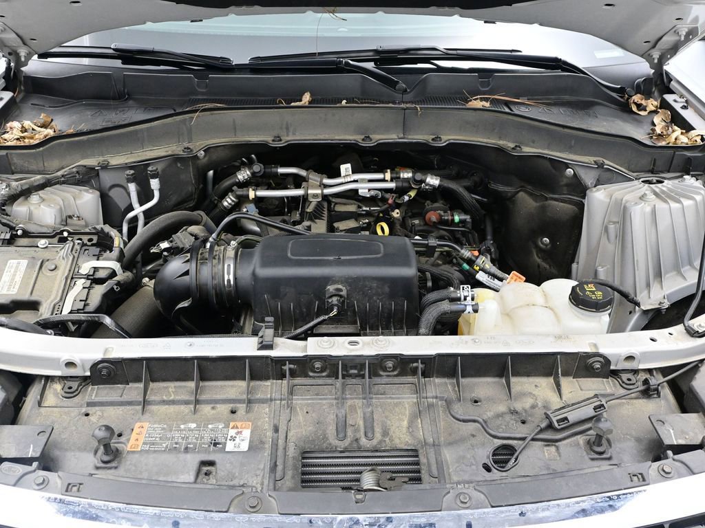 Certified 2023 Ford Explorer XLT w/ Equipment Group 202A image 12