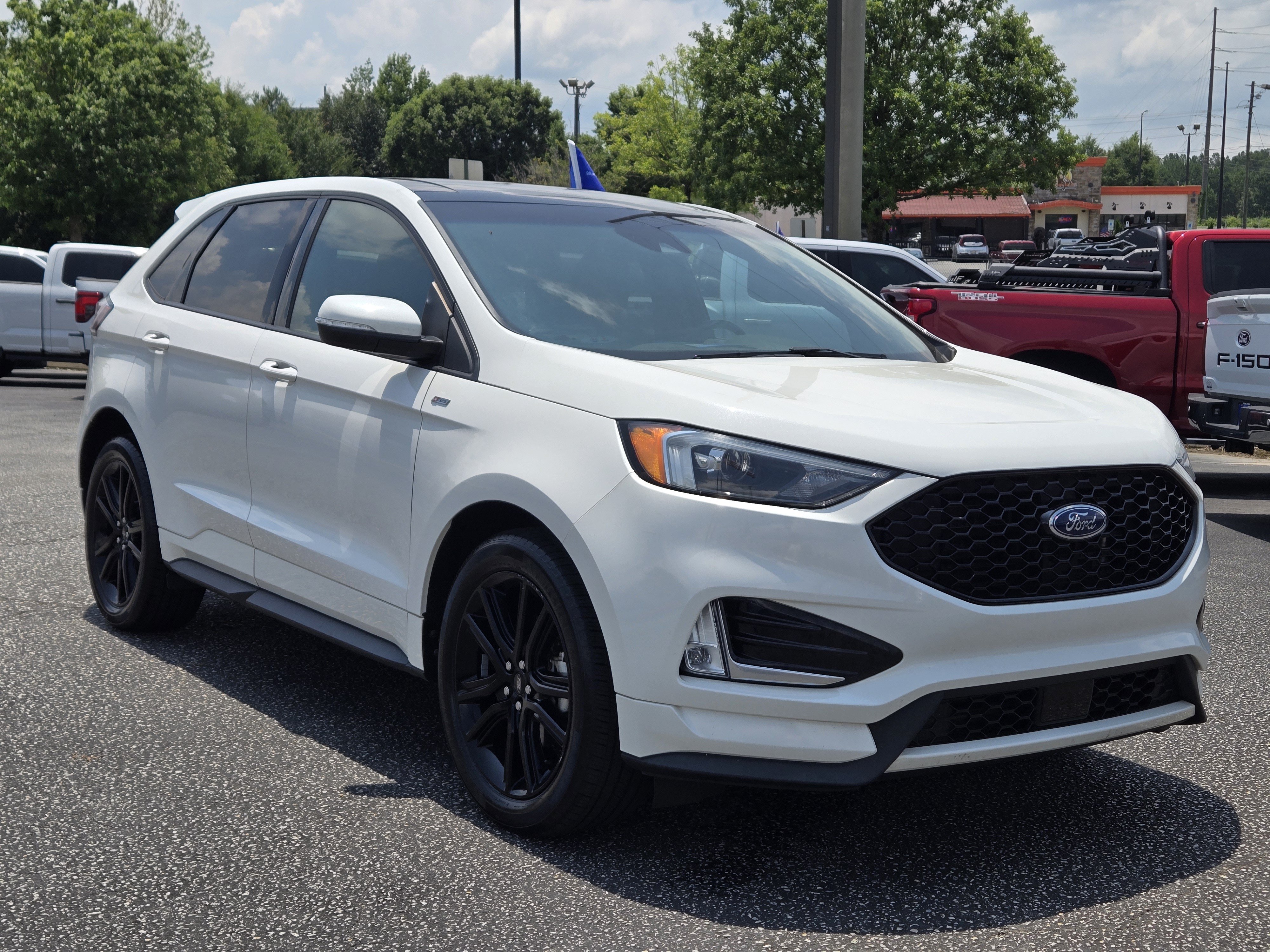 Certified 2020 Ford Edge ST-Line FWD image 6