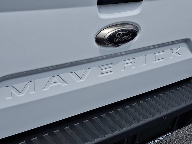 Certified 2024 Ford Maverick Lariat w/ Black Appearance Package FWD image 31