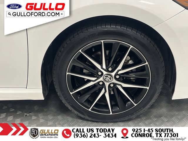 Used 2024 Toyota Camry SE FWD image 31