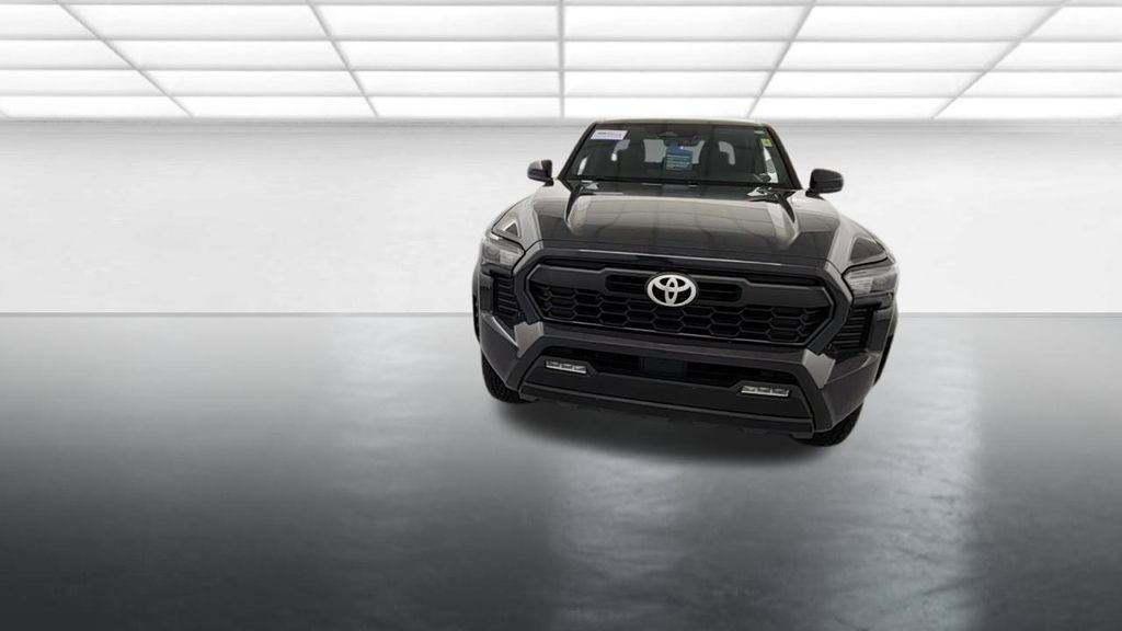 Used 2024 Toyota Tacoma TRD Off-Road AWD/4WD image 2