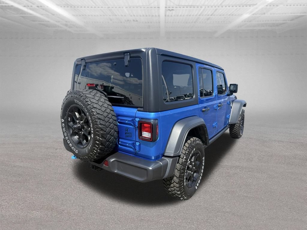 Used 2023 Jeep Wrangler Unlimited w/ Cold Weather Group AWD/4WD image 4