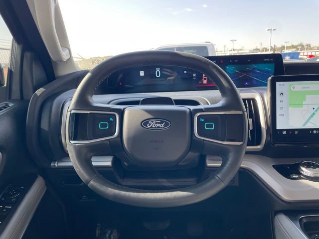 Certified 2025 Ford Expedition Active image 14