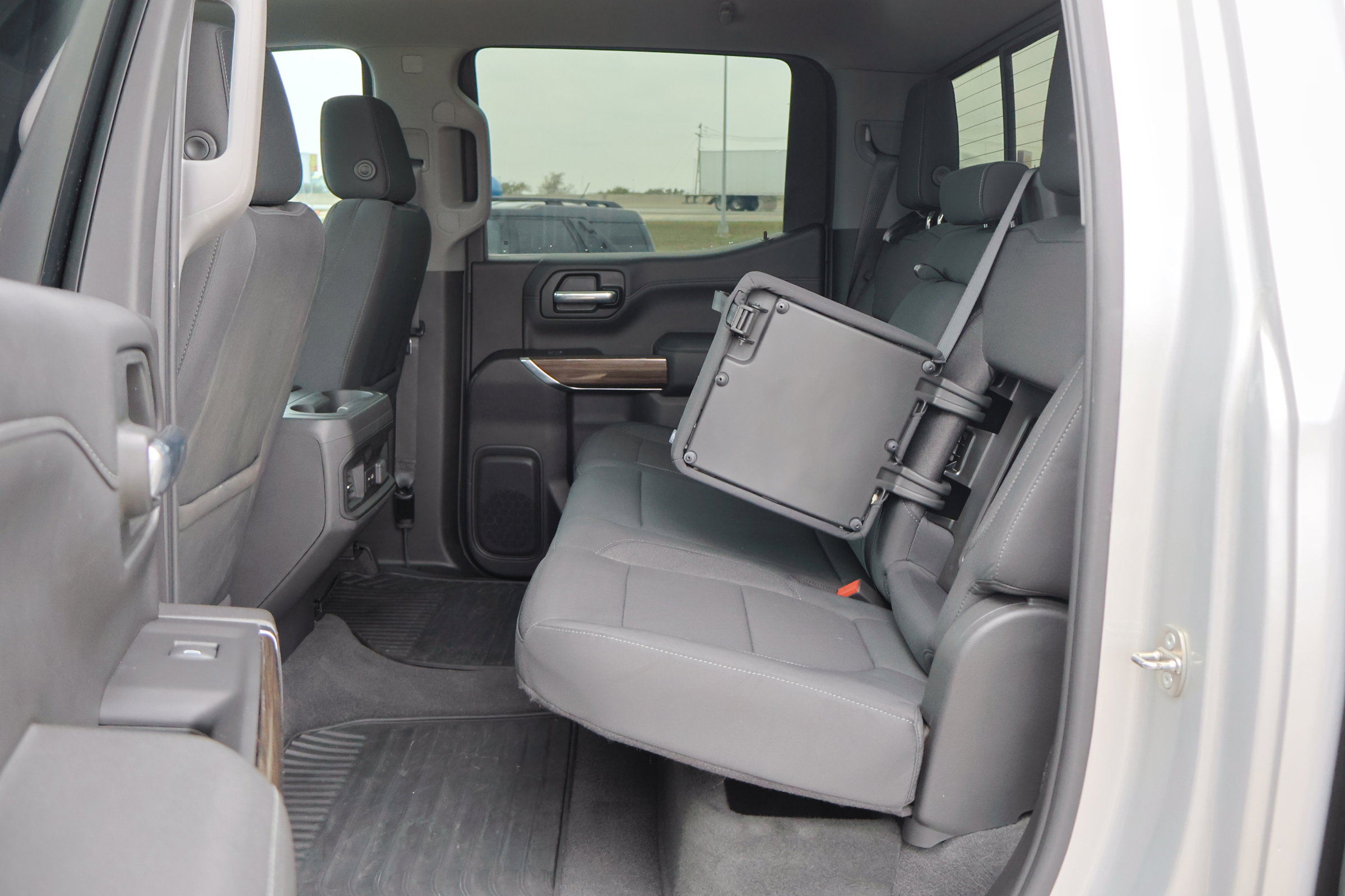 Used 2020 Chevrolet Silverado 1500 RST w/ Texas Edition image 29
