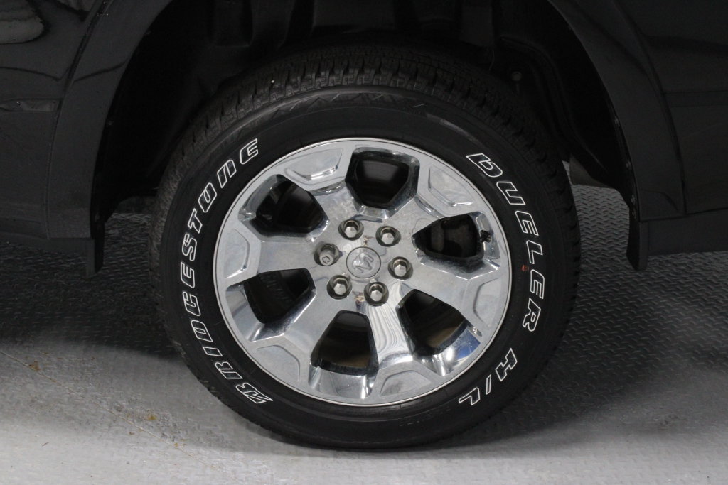 Used 2025 RAM 1500 Big Horn AWD/4WD image 14