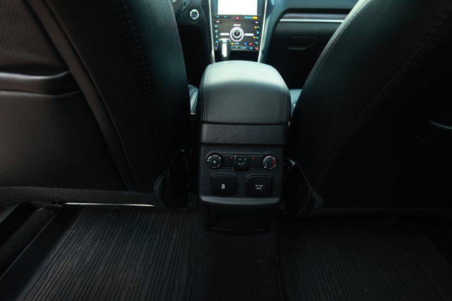 Certified 2019 Ford Explorer Limited w/ Ford Safe & Smart Package FWD image 11