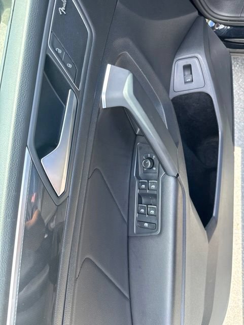 Used 2019 Volkswagen Tiguan SEL Premium AWD/4WD image 18