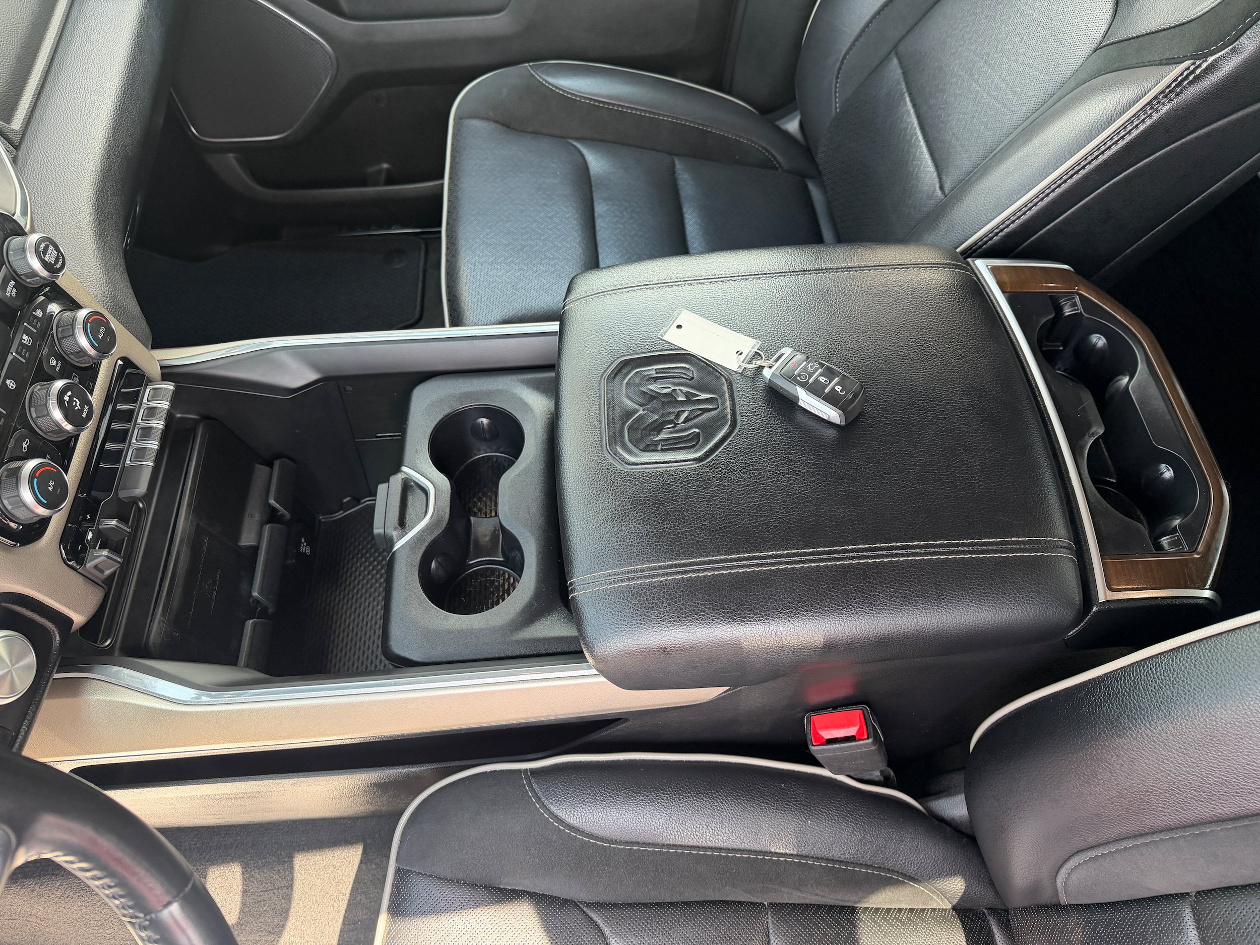 Used 2021 RAM 1500 Laramie AWD/4WD image 26