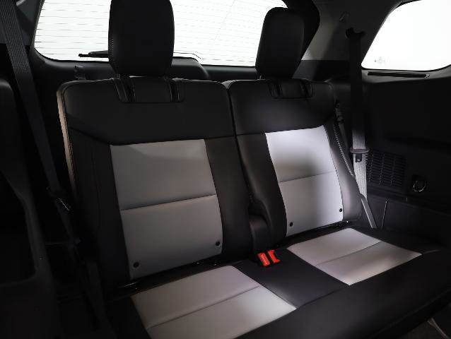 Certified 2023 Ford Explorer XLT w/ Equipment Group 202A image 11