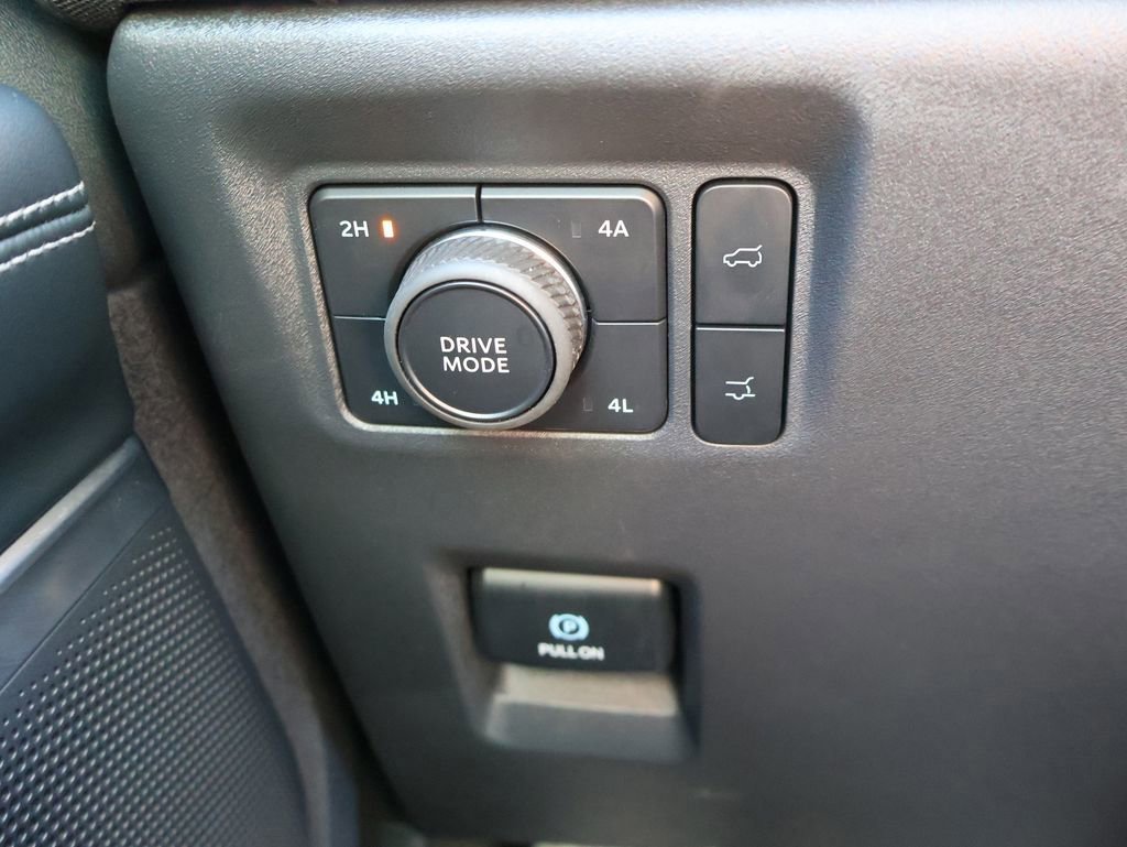 Certified 2025 Ford Expedition Max Platinum image 35