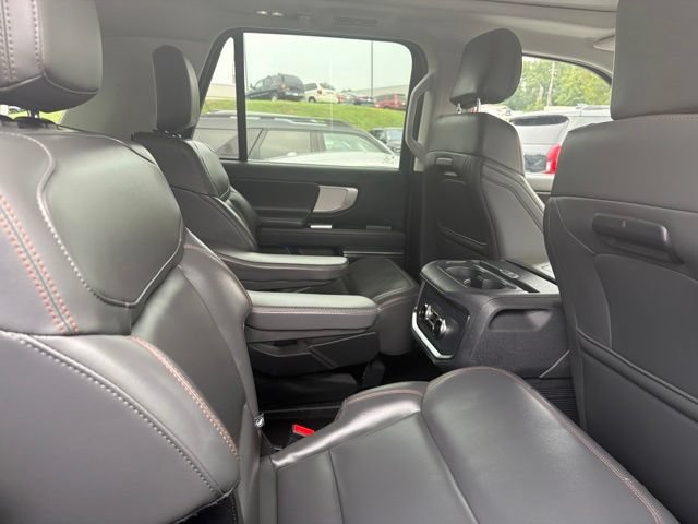 Certified 2025 Ford Expedition Active AWD/4WD image 45