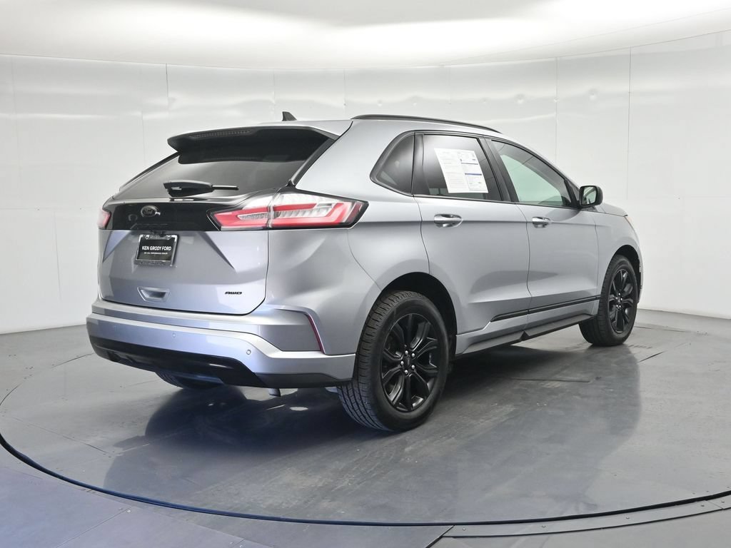 Certified 2022 Ford Edge SE w/ Black Appearance Package AWD/4WD image 25