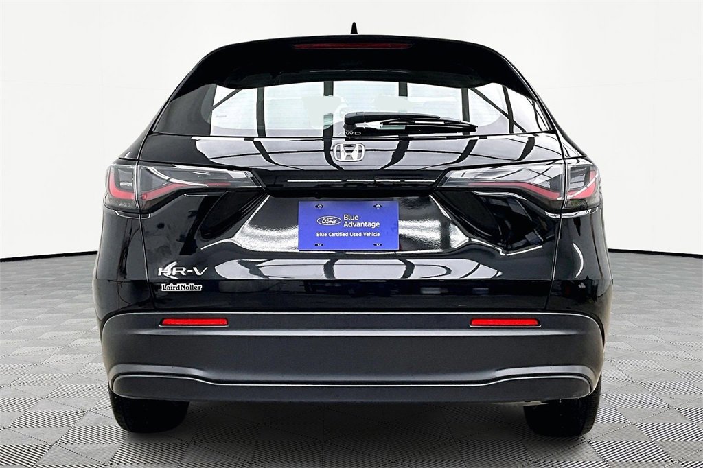 Used 2025 Honda HR-V LX image 4