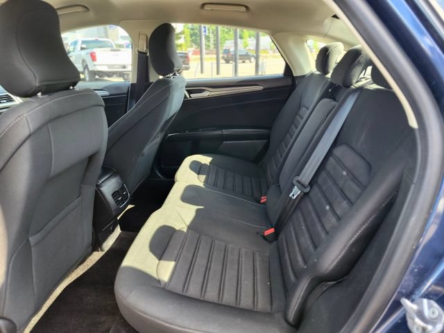 Certified 2019 Ford Fusion SE FWD image 16