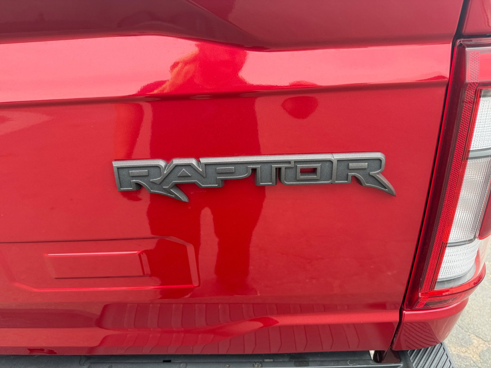 Certified 2022 Ford F150 Raptor w/ Equipment Group 801A High AWD/4WD image 27