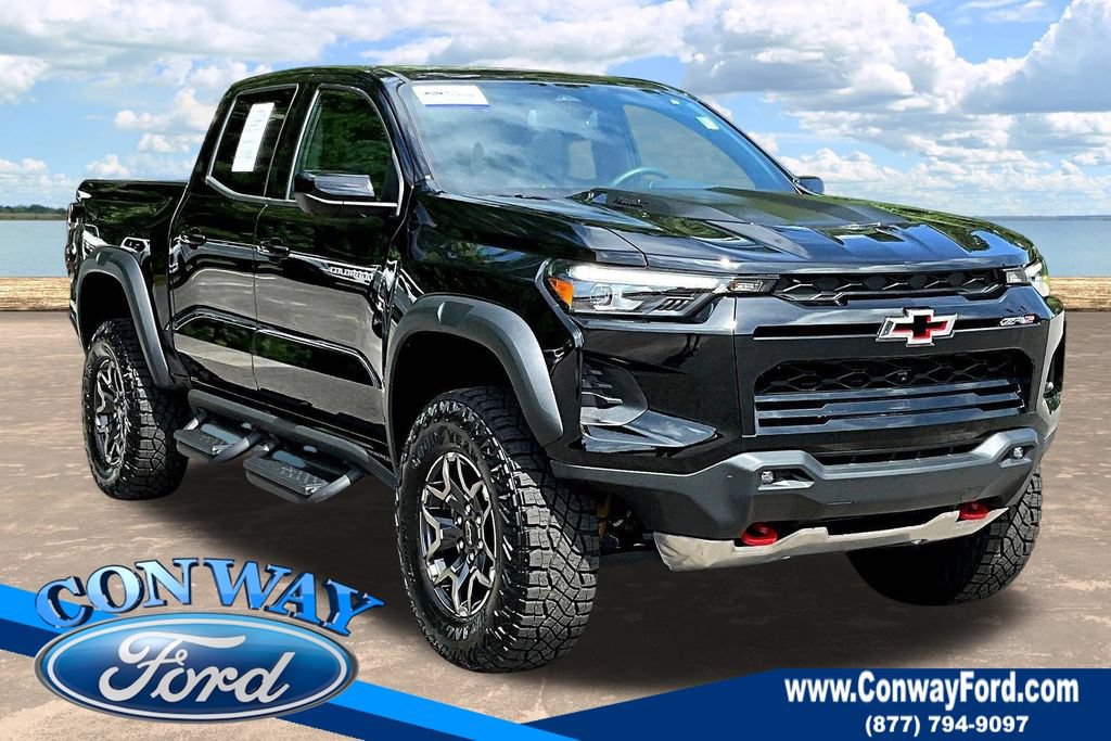 Used 2025 Chevrolet Colorado ZR2 w/ Technology Package AWD/4WD video 1