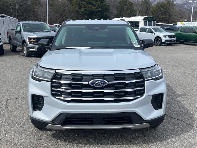 Certified 2025 Ford Explorer Active image 5