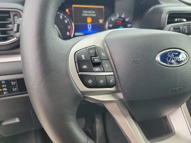 Certified 2023 Ford Explorer XLT w/ Equipment Group 202A RWD image 26